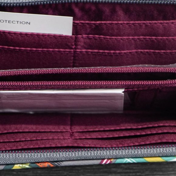 Vera Bradley Brown Midtown Rfid Wristlet Wallet - Picture 2 of 3